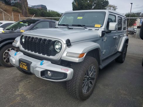 Used 2024 Jeep Wrangler High Altitude image 3