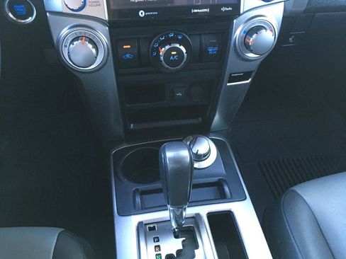 Used 2021 Toyota 4Runner SR5 Premium w/ Moonroof Package AWD/4WD image 18