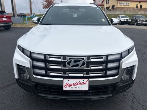 Used 2025 Hyundai Santa Cruz SEL image 2