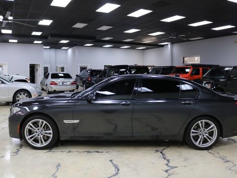 Used 2012 BMW 750Li image 27