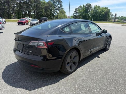 Used 2022 Tesla Model 3 Long Range AWD/4WD image 7