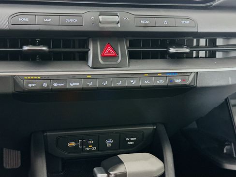 Used 2025 Kia K4 FWD image 22