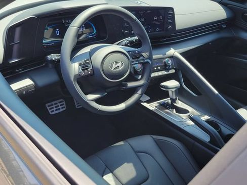 New 2026 Hyundai Elantra SEL Sport FWD image 5