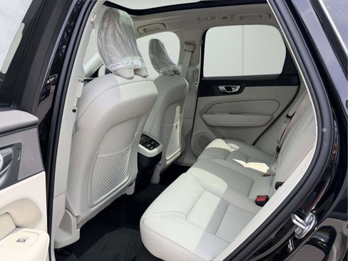 New 2026 Volvo XC60 B5 Ultra w/ Climate Package AWD/4WD image 14
