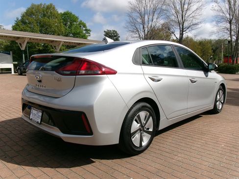 Used 2018 Hyundai Ioniq Blue image 5