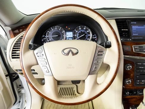 Used 2015 INFINITI QX80 4WD w/ Deluxe Technology Package image 8