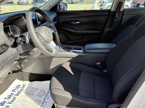 Certified 2023 Nissan Sentra SV image 19