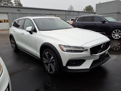 Used 2023 Volvo V60 B5 Cross Country Plus w/ Climate Package
