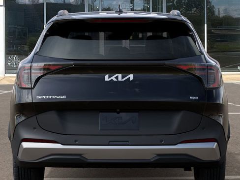 New 2026 Kia Sportage EX image 13