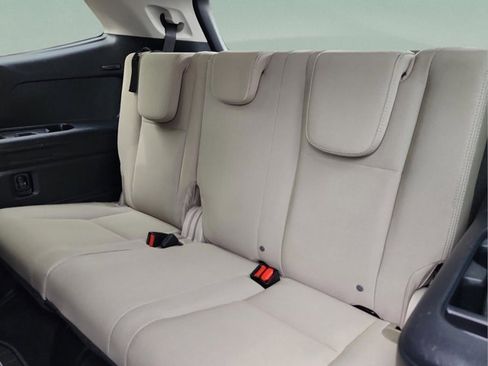 Used 2023 Subaru Ascent Premium w/ Convenience Package image 29