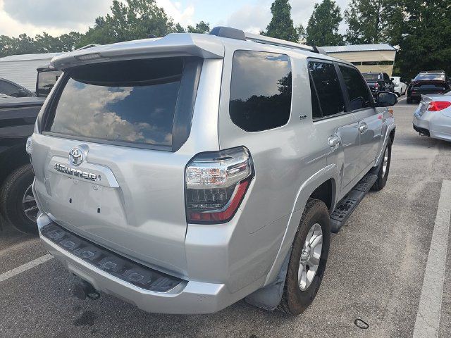 Used 2019 Toyota 4Runner SR5 Premium RWD image 2