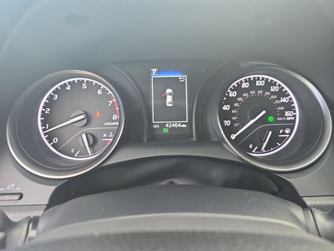 Used 2023 Toyota Camry SE FWD image 19