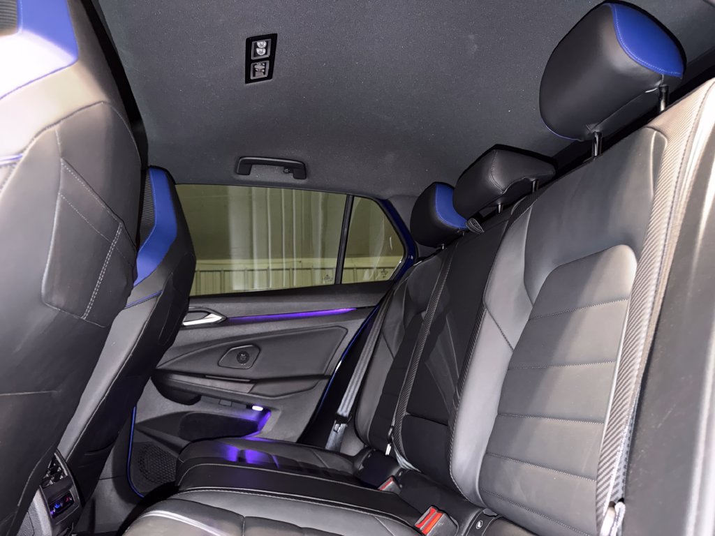 Used 2024 Volkswagen Golf R AWD/4WD image 31