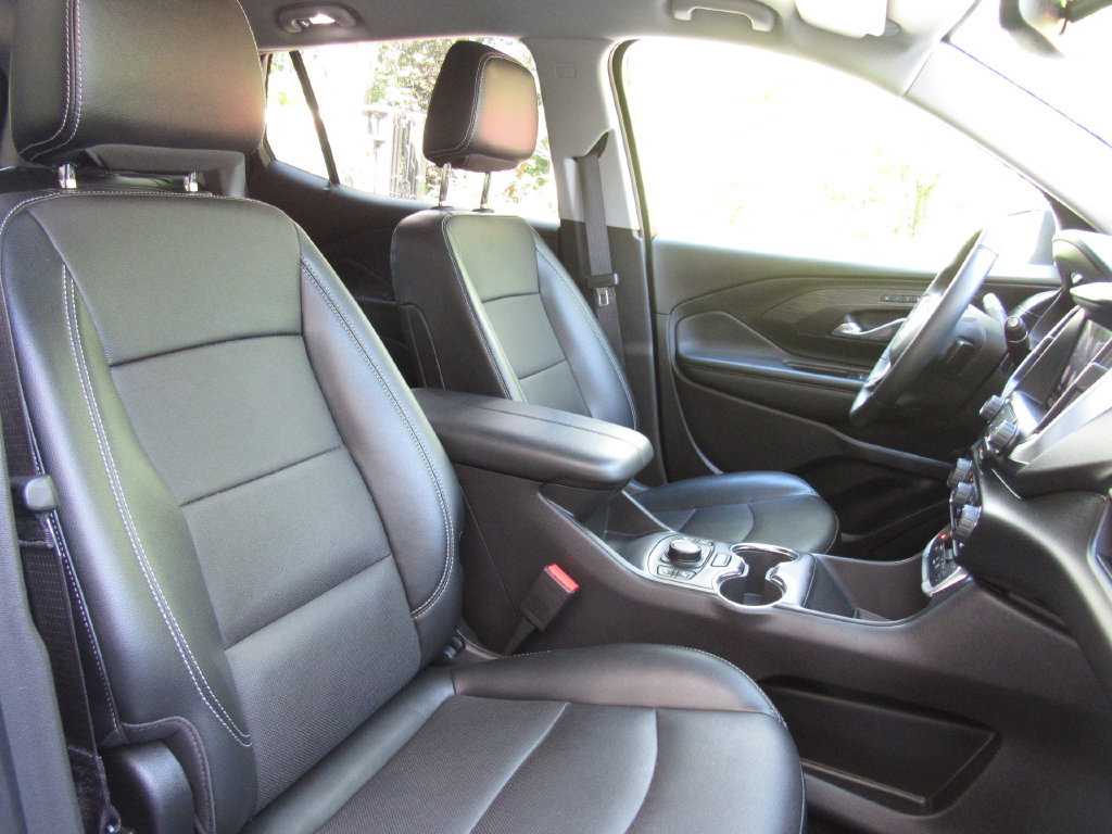 Used 2023 GMC Terrain SLT w/ Tech Package AWD/4WD image 20