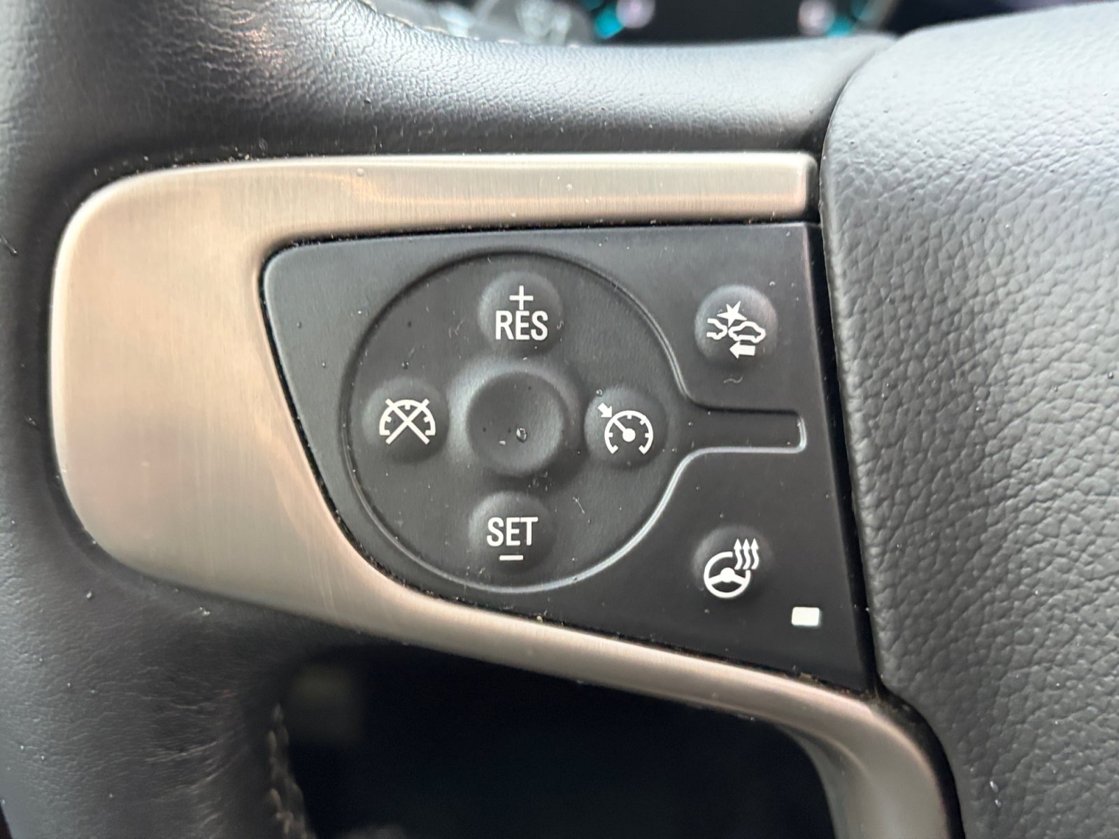 Used 2019 GMC Sierra 2500 Denali w/ Duramax Plus Package AWD/4WD image 21