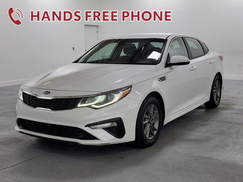 Used 2020 Kia Optima LX image 4