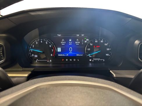 Used 2023 Ford Explorer XLT w/ Equipment Group 202A AWD/4WD image 27