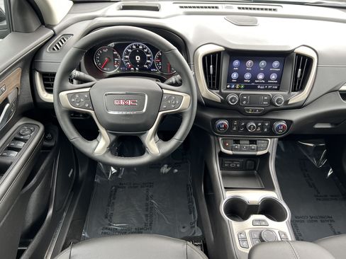 Used 2024 GMC Terrain Denali w/ Black Diamond Edition AWD/4WD image 32