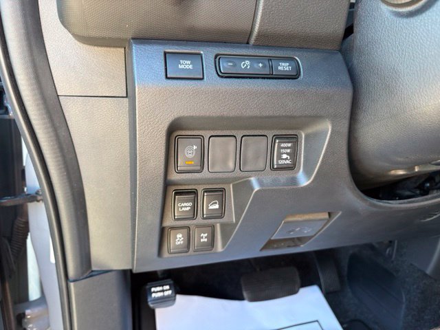 Used 2022 Nissan Frontier PRO-4X w/ Pro-4X Premium Package AWD/4WD image 25