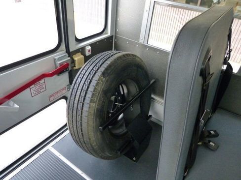 Used 2008 Chevrolet Express 3500 w/ School Bus Package image 23