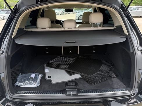 Used 2022 Mercedes-Benz GLC 300 w/ Premium Package Lite image 24