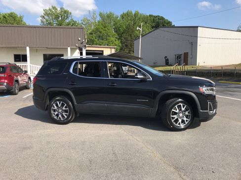 Used 2023 GMC Acadia SLT image 4