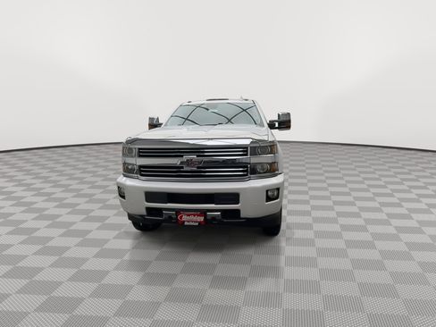 Used 2016 Chevrolet Silverado 2500 High Country w/ Duramax Plus Package image 38