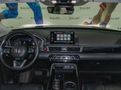Used 2025 Honda Pilot Elite image 3