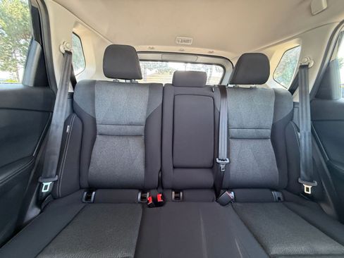 Used 2025 Nissan Rogue SV FWD image 36