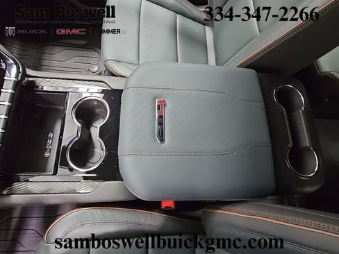 New 2026 GMC Yukon AT4 w/ AT4 Premium Plus Package AWD/4WD image 18