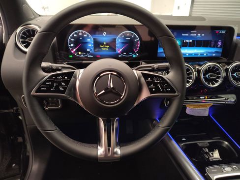 New 2026 Mercedes-Benz GLA 250 image 14