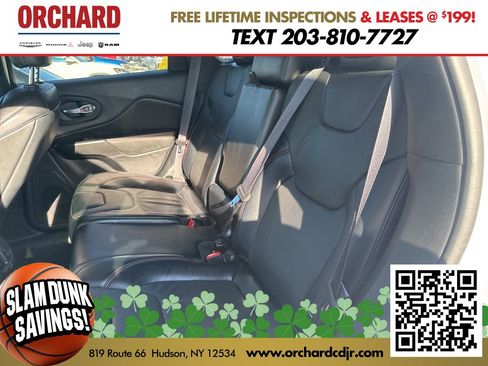 Used 2022 Jeep Cherokee Trailhawk w/ Sun, Sound & Nav Group image 17