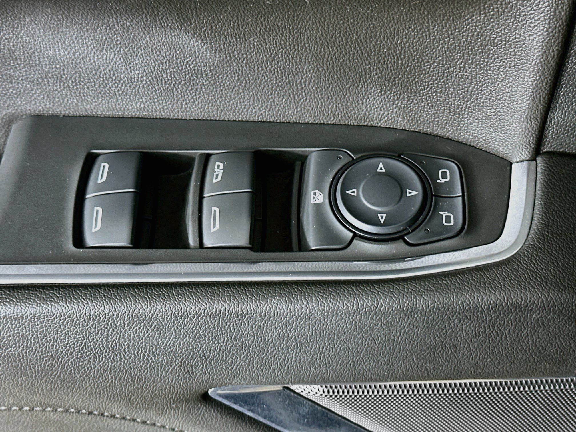 Used 2024 GMC Sierra 1500 Elevation AWD/4WD image 15