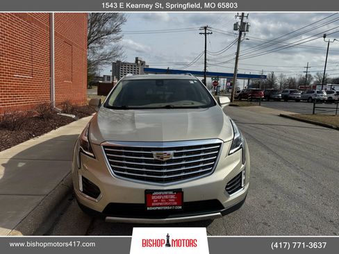Used 2017 Cadillac XT5 Platinum w/ Driver Assist Package image 19