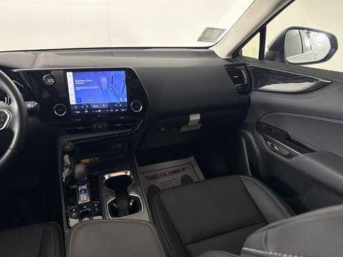 Used 2025 Lexus NX 350 AWD w/ Accessory Package (2T) image 35