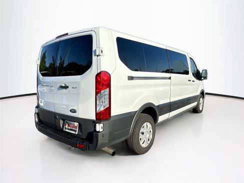 Used 2023 Ford Transit 350 XLT image 9