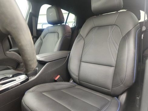 Used 2026 Buick Envista Sport Touring w/ Convenience I Package FWD image 14