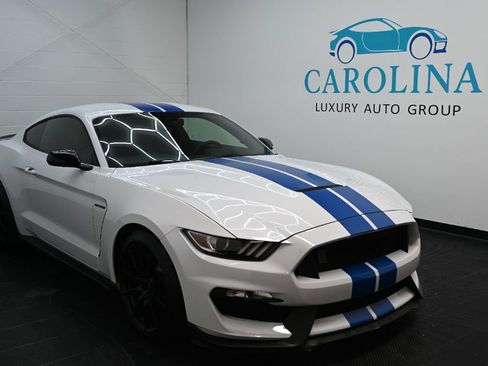 Used 2016 Ford Mustang Shelby GT350 w/ Technology Package RWD image 1