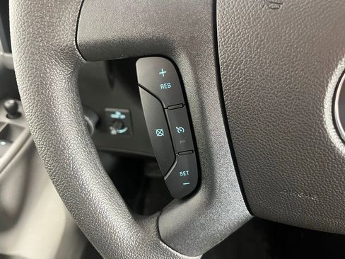 New 2026 Chevrolet Express 2500 image 28