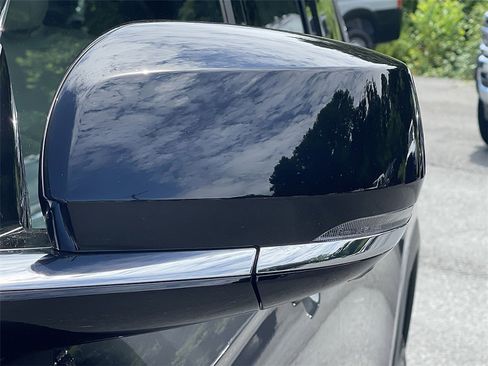 New 2025 Jeep Grand Cherokee Limited w/ Luxury Tech Group II image 30