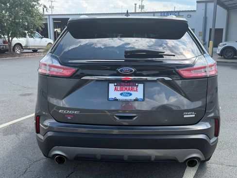 Used 2019 Ford Edge SEL w/ Equipment Group 201A FWD image 4
