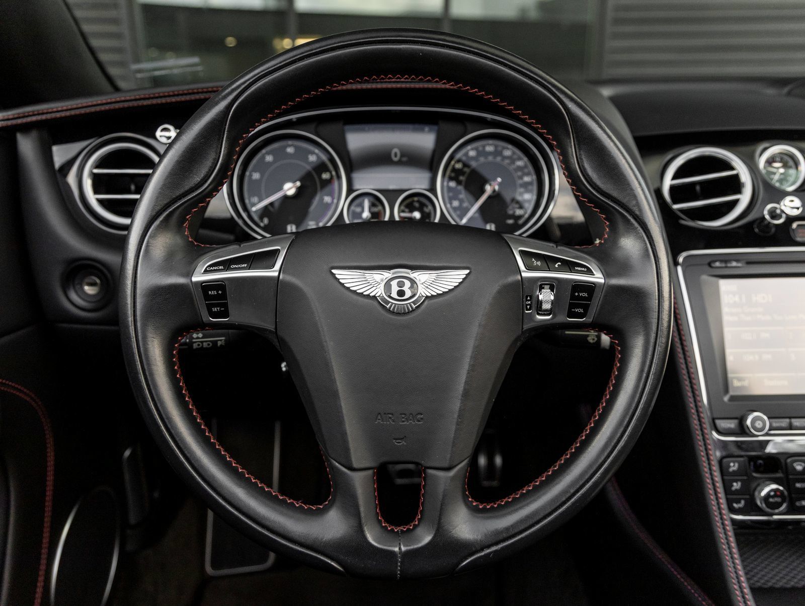 Used 2017 Bentley Continental GT AWD/4WD image 28