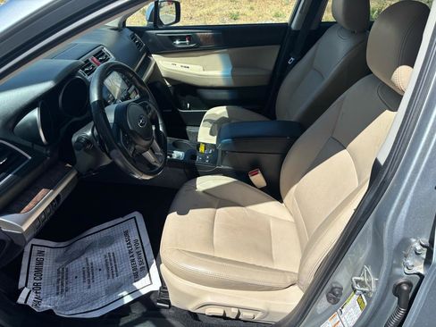 Used 2016 Subaru Outback 2.5i Limited image 8
