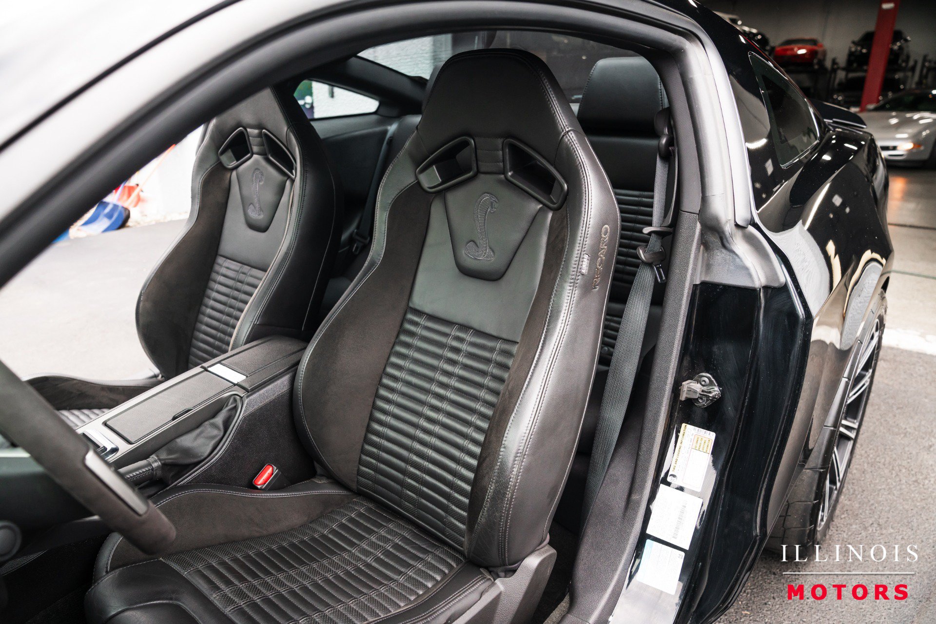Used 2014 Ford Mustang Shelby GT500 RWD image 18