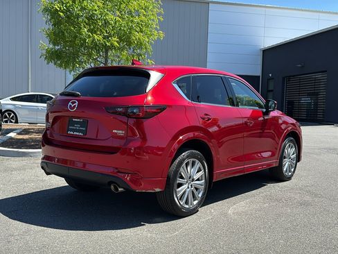 Certified 2022 MAZDA CX-5 Signature AWD/4WD image 4