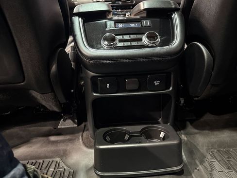 Used 2018 Lincoln Navigator Reserve w/ Technology Package image 98