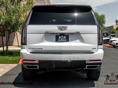 Used 2025 Cadillac Escalade Premium Luxury w/ Touring Package AWD/4WD image 7