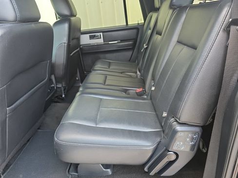 Used 2015 Ford Expedition EL XLT w/ Equipment Group 202A AWD/4WD image 19