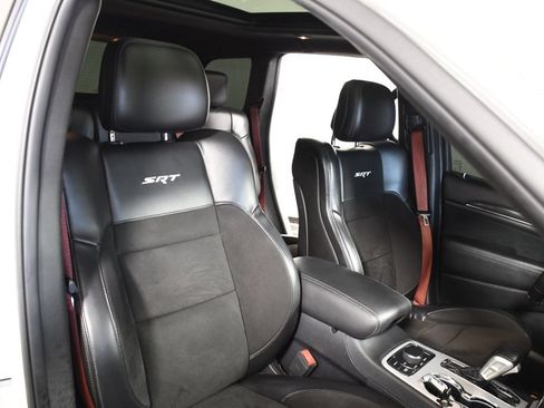 Used 2020 Jeep Grand Cherokee SRT AWD/4WD image 20