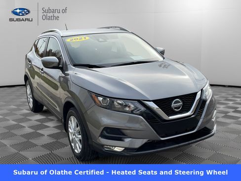 Used 2021 Nissan Rogue Sport SV image 1